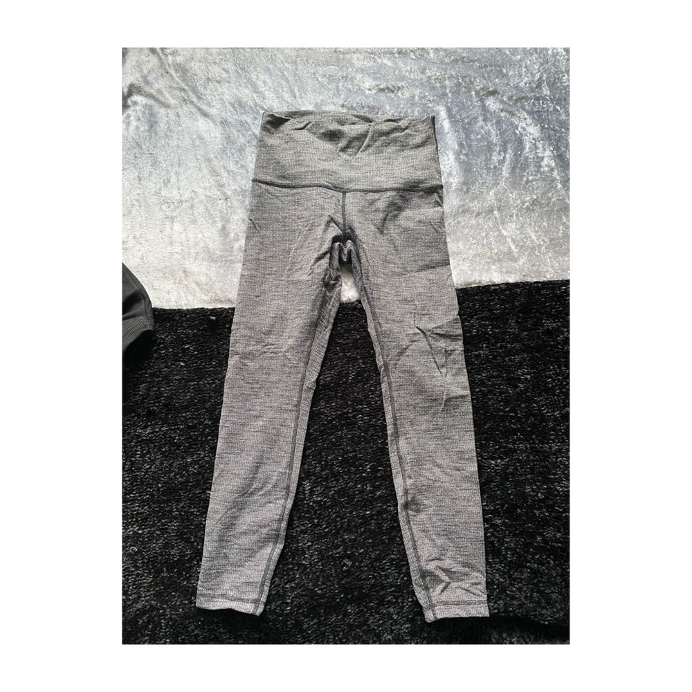 Lululemon wunder under
